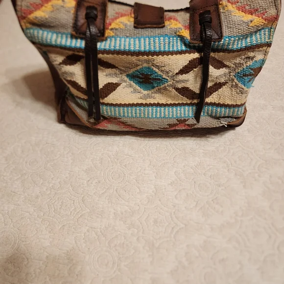 STS Ranchwear Brown Tote with Southwestern Pattern - Picture 2 of 5
